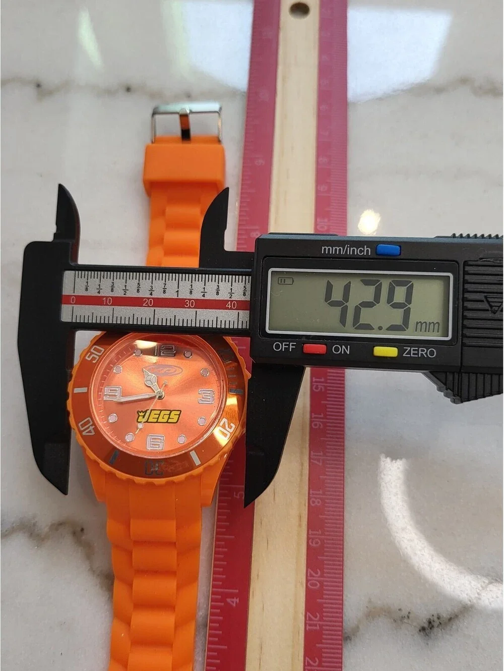 Men's Quartz Watch Working NewBattery Automobilia 43mm JEGS NWOT